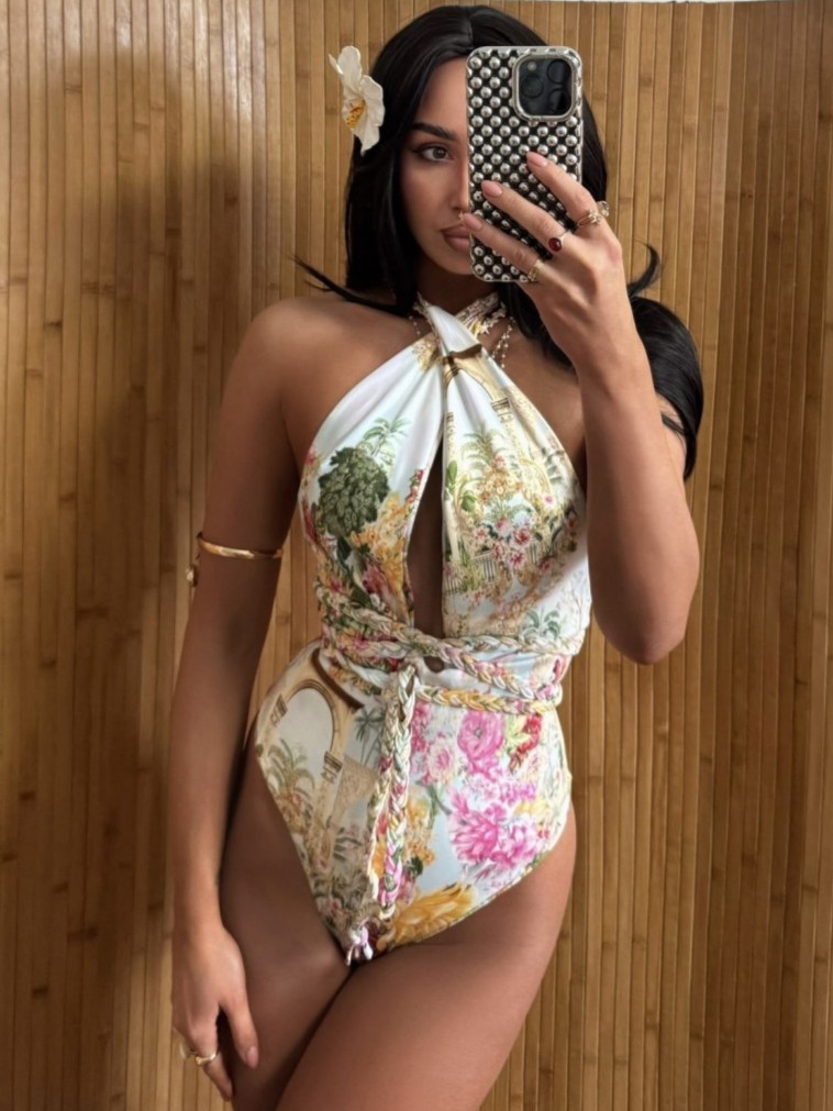 stroj-jednoczesciowy-monokini-z-warkoczem-wzor-roma (2).jpg