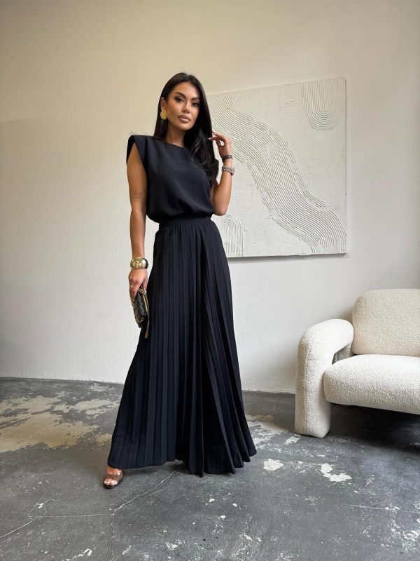 680931872_18578017498029390_4872622696492052144_n.jpg